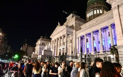Noche de los Museos 2025: Buenos Aires celebra una nueva edición con Marta Minujín en el Recoleta