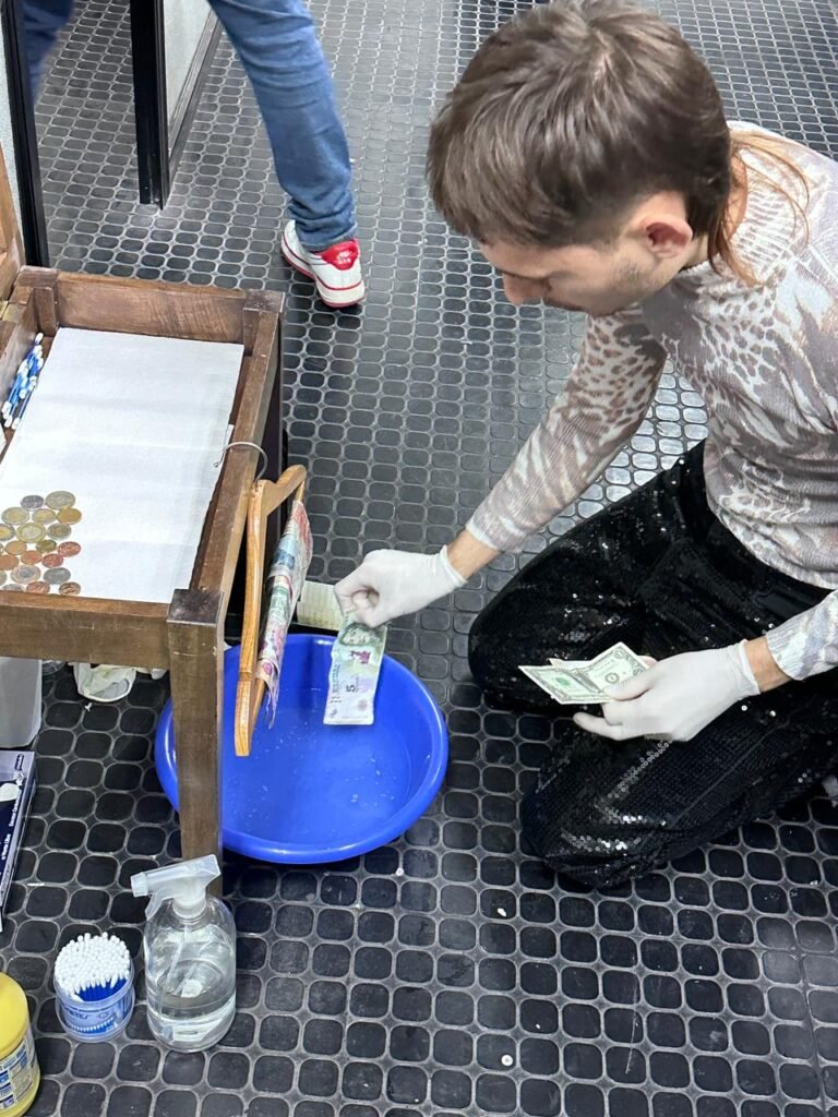 muestra de arte contemporáneo en Espacio Hermes 6